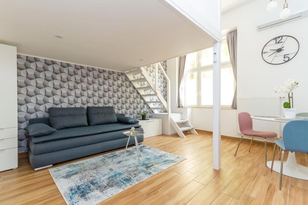Apartment Kazinczy Gem 7th District Haven By Nw